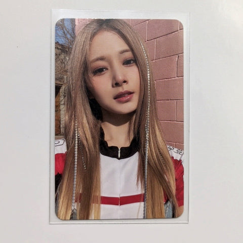 Photocard 'Ready to be' (Tzuyu - B)