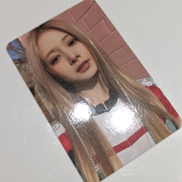 Photocard 'Ready to be' (Tzuyu - B)