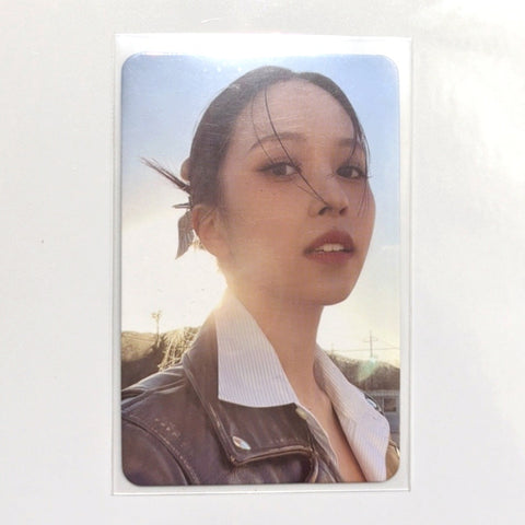 Photocard 'Ready to be' (Mina - C)