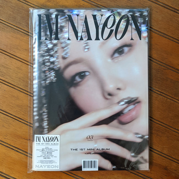 IM NAYEON - 1st mini album (SOLO PB, CD, PREVENTA)